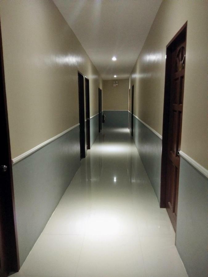 B&S Orchids Suites Hotel ディポログ エクステリア 写真